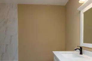 598B Lake Point Dr, Lakewood, NJ 08701 - Photo 12