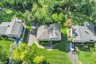 15 Etmore Pl, New Providence, NJ 07974 - Photo 2