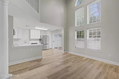 77 Picket Place, Freehold, NJ 07728 - Photo 8