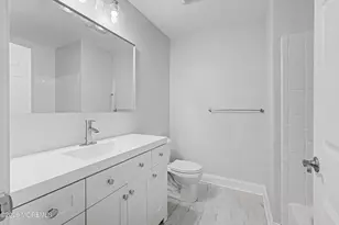 77 Picket Pl, Freehold, NJ 07728 - Photo 24