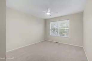 77 Picket Pl, Freehold, NJ 07728 - Photo 22