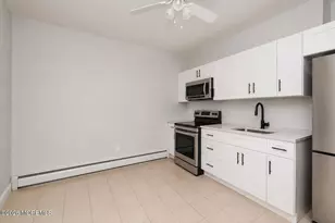 21 Gladstone Ave, Newark, NJ 07106 - Photo 10