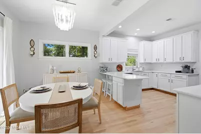 219 Hilliard Boulevard, Manahawkin, NJ 08050 - Photo 10