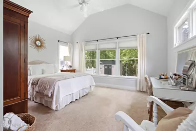 219 Hilliard Boulevard, Manahawkin, NJ 08050 - Photo 20