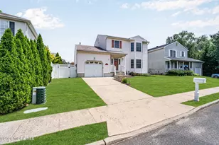 1744 Howard St, Belmar, NJ 07719 - Photo 2