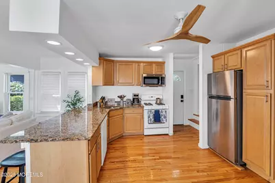 226 Sylvania Avenue, Avon by the Sea, NJ 07717 - Photo 6