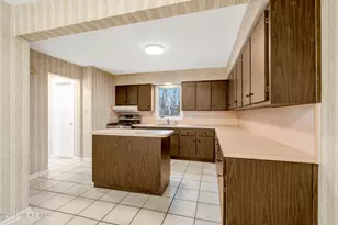429 Lake Ave, Oakhurst, NJ 07755 - Photo 14