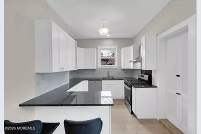 37 Beacon Boulevard, Keansburg, NJ 07734 - Photo 6