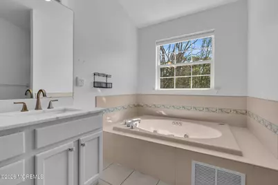 18 Camelot Terrace, Jackson, NJ 08527 - Photo 32