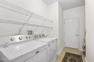 35 Hartack Rd, Manalapan Township, NJ 07726 - Photo 28