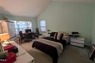 10 Beacon Ct, Holmdel, NJ 07733 - Photo 20
