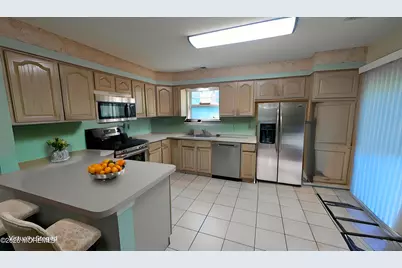 10 Beacon Court #80, Holmdel, NJ 07733 - Photo 18