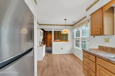 17 Walton Court, East Brunswick Township, NJ 08816 - Photo 8