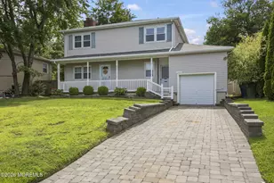 3 S Riverside Dr, Neptune Township, NJ 07753 - Photo 4