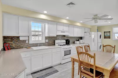 222 Hiering Avenue, Seaside Heights, NJ 08751 - Photo 6