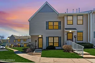 21 English Club Dr, Manalapan Township, NJ 07726 - Photo 1