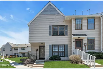 21 English Club Drive, Manalapan Township, NJ 07726 - Photo 2