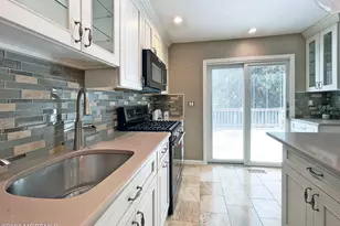 18 Ned Dr, Matawan, NJ 07747 - Photo 14