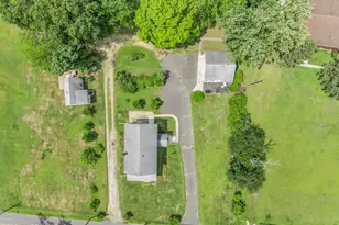 438 Brickyard Rd, Freehold, NJ 07728 - Photo 6