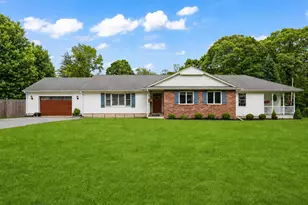 28 Riverview Dr, Tinton Falls, NJ 07724 - Photo 2