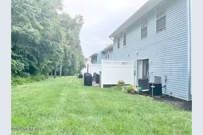 82 Cliffwood Avenue W #17, Cliffwood, NJ 07721 - Photo 4