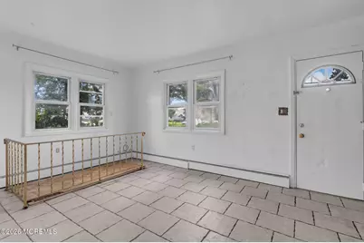 719 Cliffwood Avenue, Keyport, NJ 07735 - Photo 6