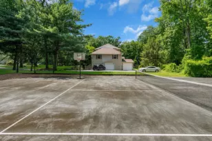 65 Devonshire Dr, Morganville, NJ 07751 - Photo 38