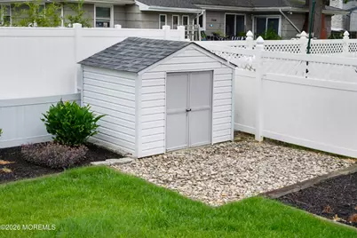 644 Berkeley Avenue, Beachwood, NJ 08722 - Photo 38
