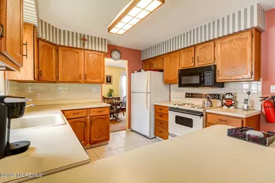 71 Meadowbrook Road, Brick, NJ 08723 - Photo 12