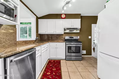 154 Parkview Terrace, Lincroft, NJ 07738 - Photo 6