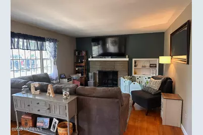 58 Glendale Drive, Freehold, NJ 07728 - Photo 2
