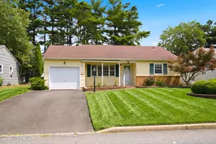 943 Edgebrook Dr N, Toms River Township, NJ 08757 - Photo 1