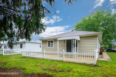 9 Pavilion Street, Toms River Township, NJ 08757 - Photo 4