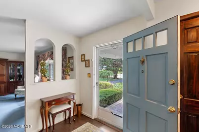 31 Circle Place, Lincroft, NJ 07738 - Photo 16