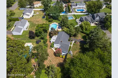 31 Circle Place, Lincroft, NJ 07738 - Photo 42