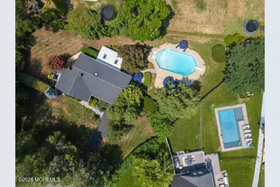 31 Circle Place, Lincroft, NJ 07738 - Photo 14