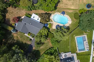 31 Circle Pl, Lincroft, NJ 07738 - Photo 14