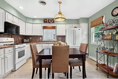 33 Auburn Road, Toms River Township, NJ 08757 - Photo 10