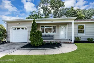 160 Berkeley Dr, Brick, NJ 08724 - Photo 8