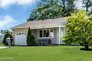 160 Berkeley Dr, Brick, NJ 08724 - Photo 4