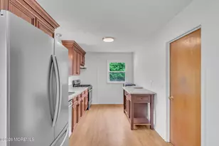 31 Cherry Ln, Howell Township, NJ 07731 - Photo 10
