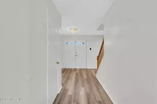 504 Woolley Dr, Neptune Township, NJ 07753 - Photo 10