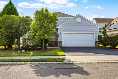 103 Avignon Road, Monroe Township, NJ 08831 - Photo 2