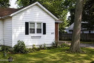 107 Martin Rd, Toms River Township, NJ 08753 - Photo 2
