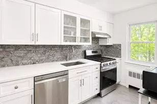 13 Wedgewood Dr, Verona, NJ 07044 - Photo 12