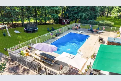 4 Crestview Court, Farmingdale, NJ 07727 - Photo 8