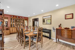 4 Crestview Ct, Farmingdale, NJ 07727 - Photo 18