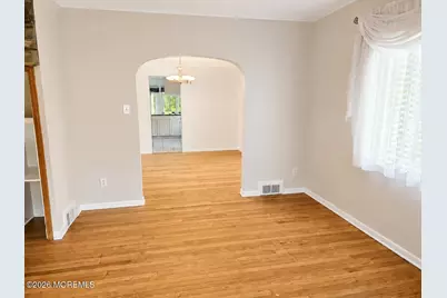 655 Laurel Avenue, Holmdel, NJ 07733 - Photo 8