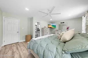 344 Constitution Cir, North Brunswick Township, NJ 08902 - Photo 18
