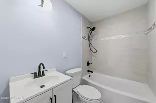 270 Alpine Way, Laurence Harbor, NJ 08879 - Photo 18